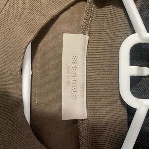 Essential T-shirt